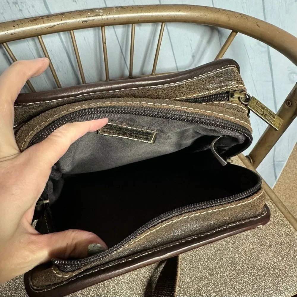 Leather crossbody Claire Chase
